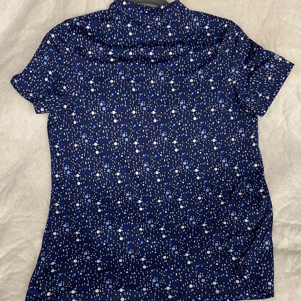 3/$20✨Puma Navy Blue Short Sleeve V-Neck Dot Print Tee - Picture 7 of 7